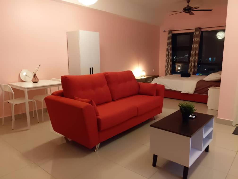 Apartment Cozy Unit,cyberjaya,wifi, Netflix,free Parking