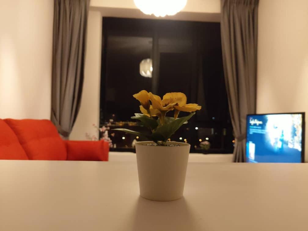 Cozy Unit,cyberjaya,wifi, Netflix,free Parking *