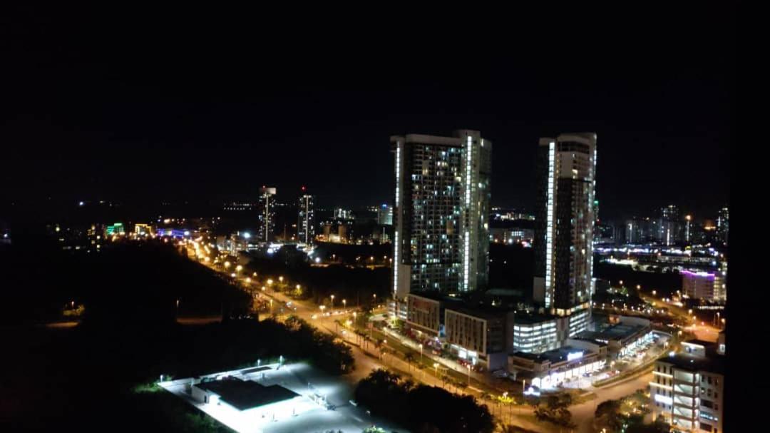 Cozy Unit,cyberjaya,wifi, Netflix,free Parking Apartment *
