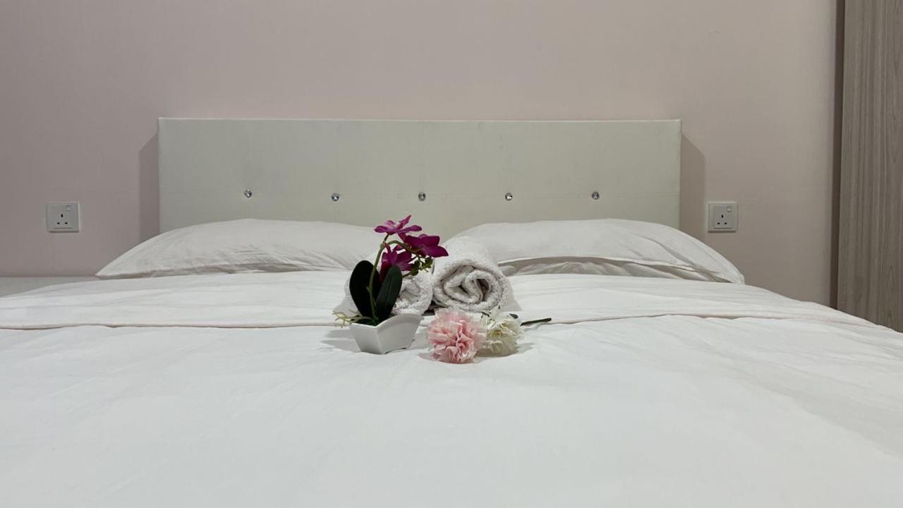 Cozy Unit,cyberjaya,wifi, Netflix,free Parking