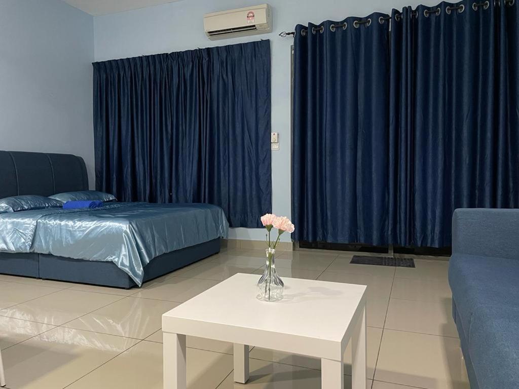 Apartment Cozy Unit,cyberjaya,wifi, Netflix,free Parking Cyberjaya