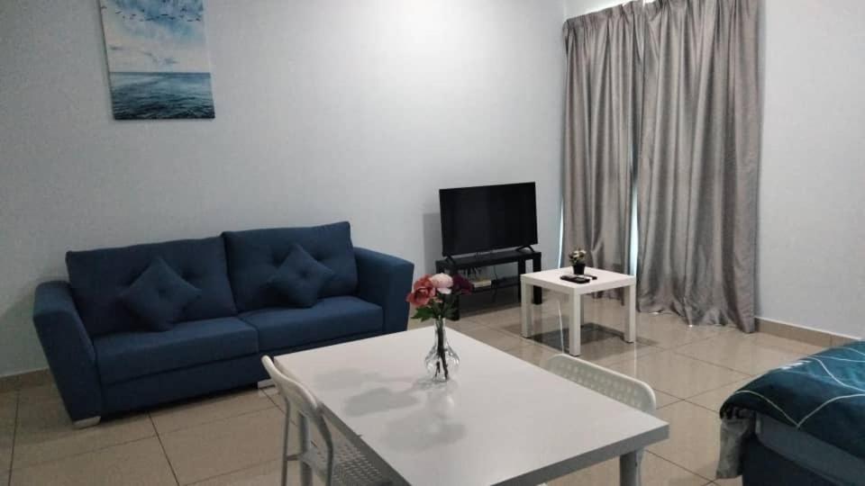 Cozy Unit,cyberjaya,wifi, Netflix,free Parking