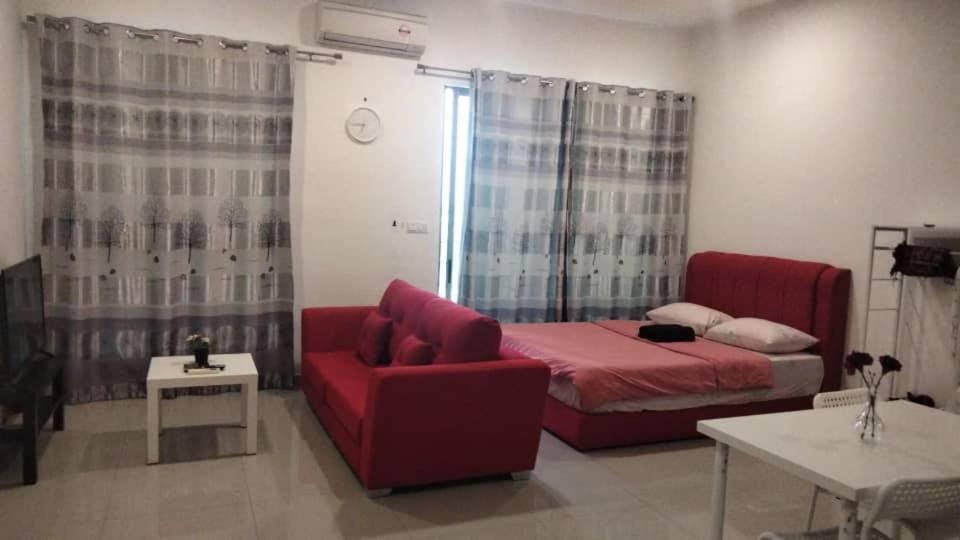 Cozy Unit,cyberjaya,wifi, Netflix,free Parking Apartment