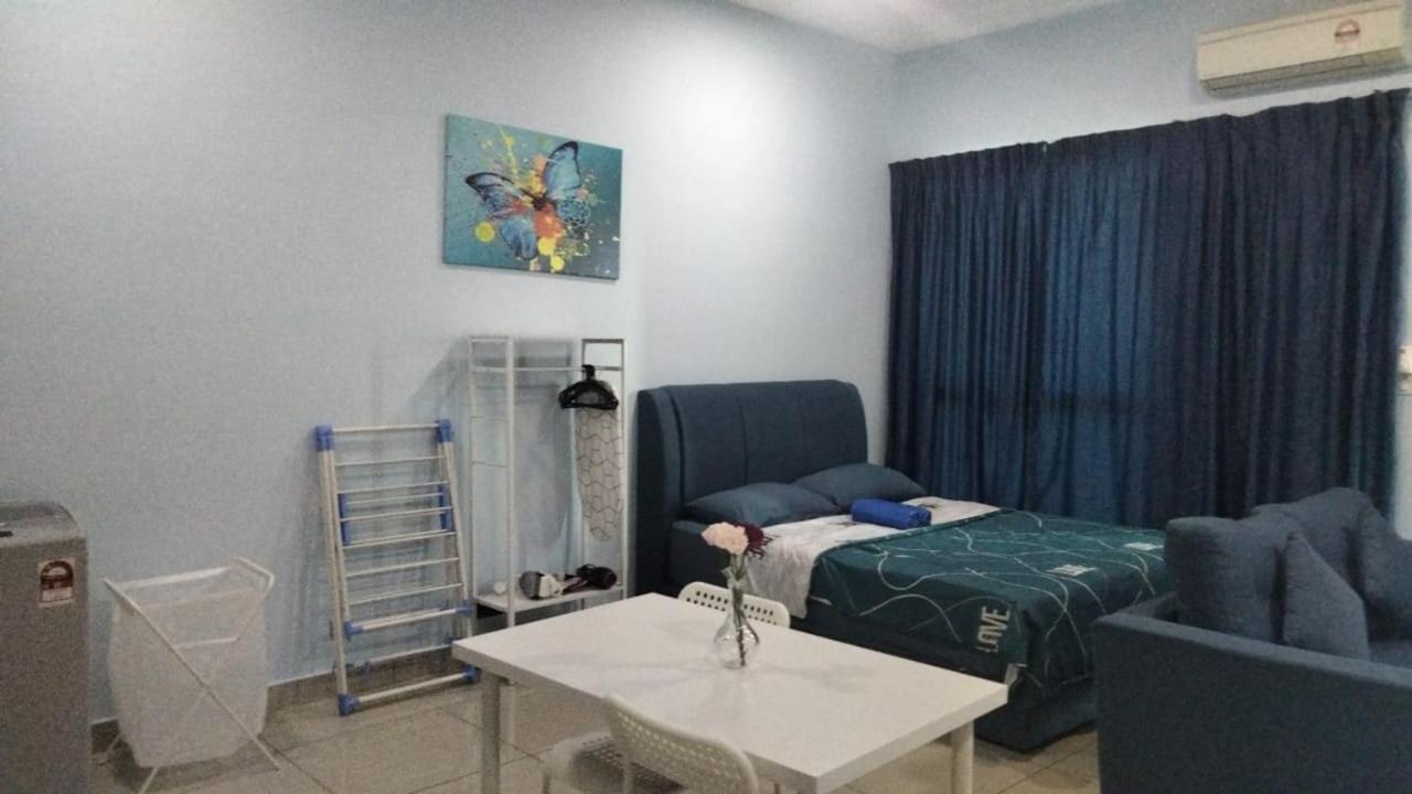 Cozy Unit,cyberjaya,wifi, Netflix,free Parking
