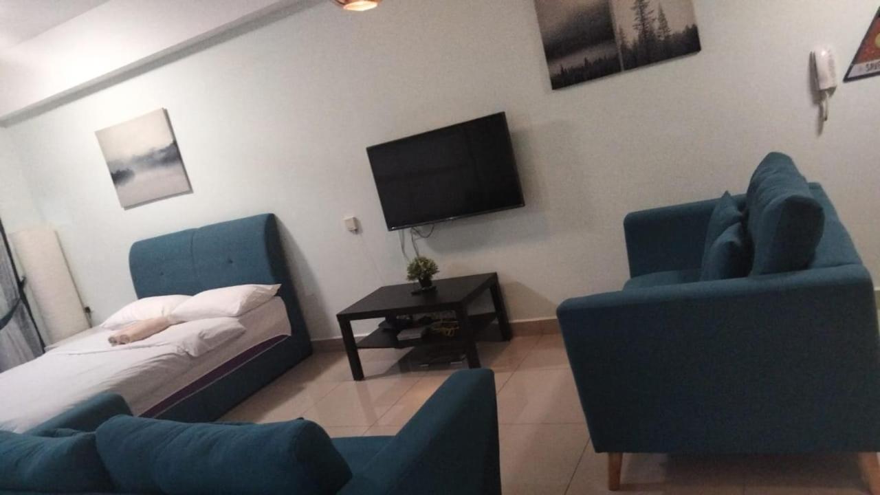 Cozy Unit,cyberjaya,wifi, Netflix,free Parking Apartment *